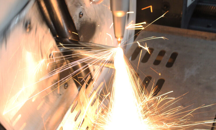 corte de tubos metálicos