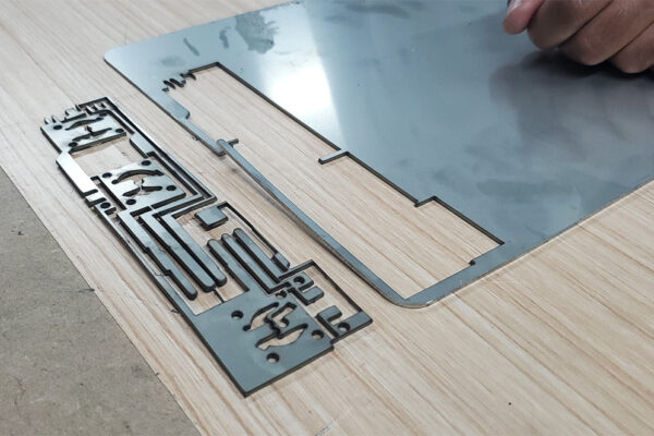 Cortes de Alta Precisão em Tubos e Chapas de Aço